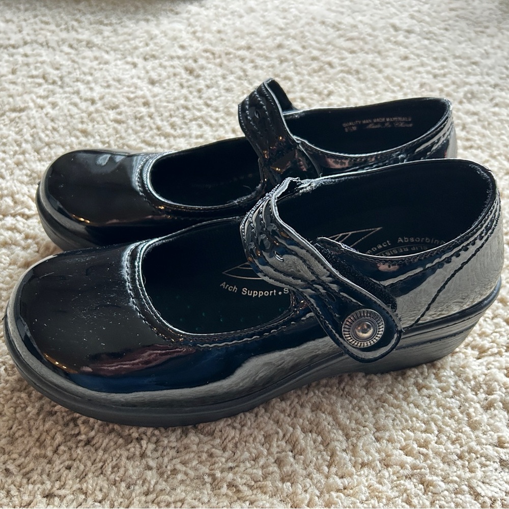 Easyworks by Easy Street Maryjanes 8.5